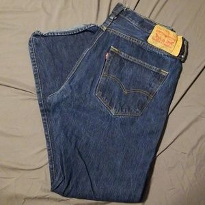Levis